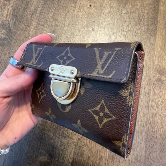 Louis Vuitton Monogram Canvas Koala Wallet - Picture 8 of 16